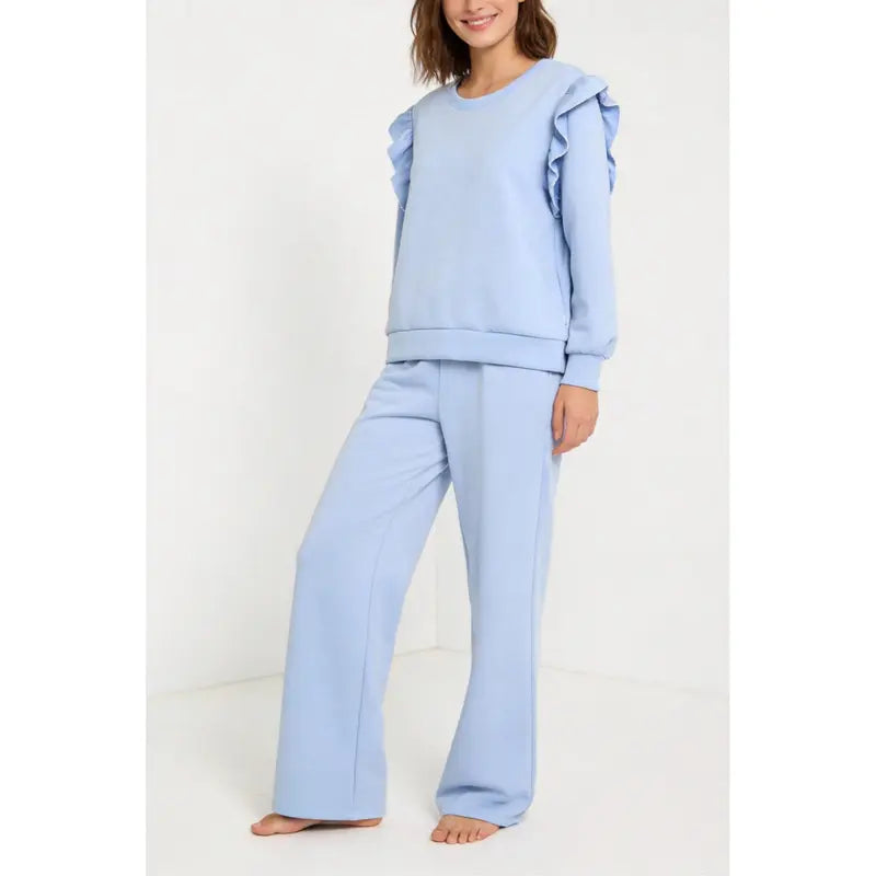 Women's tracksuit with ruffled top and trousers
