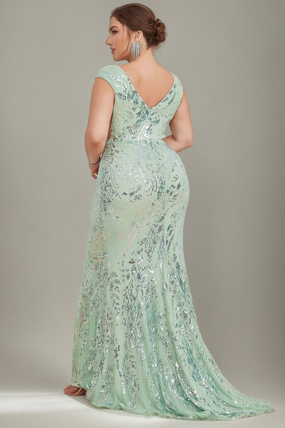 Curveins Plus Size V Neck Sequin Pattern Bodycon Mermaid Train Maxi Dress