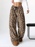 Winter New Vintage Plaid Elastic Straight Loose Thick Warm Casual Pants, Comfortable and Stylish for Cold Weather Wear