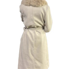 High-Quality Fur Collar Coat - Chic and Elegant,Designed for a Stylish and Comfortable Look.