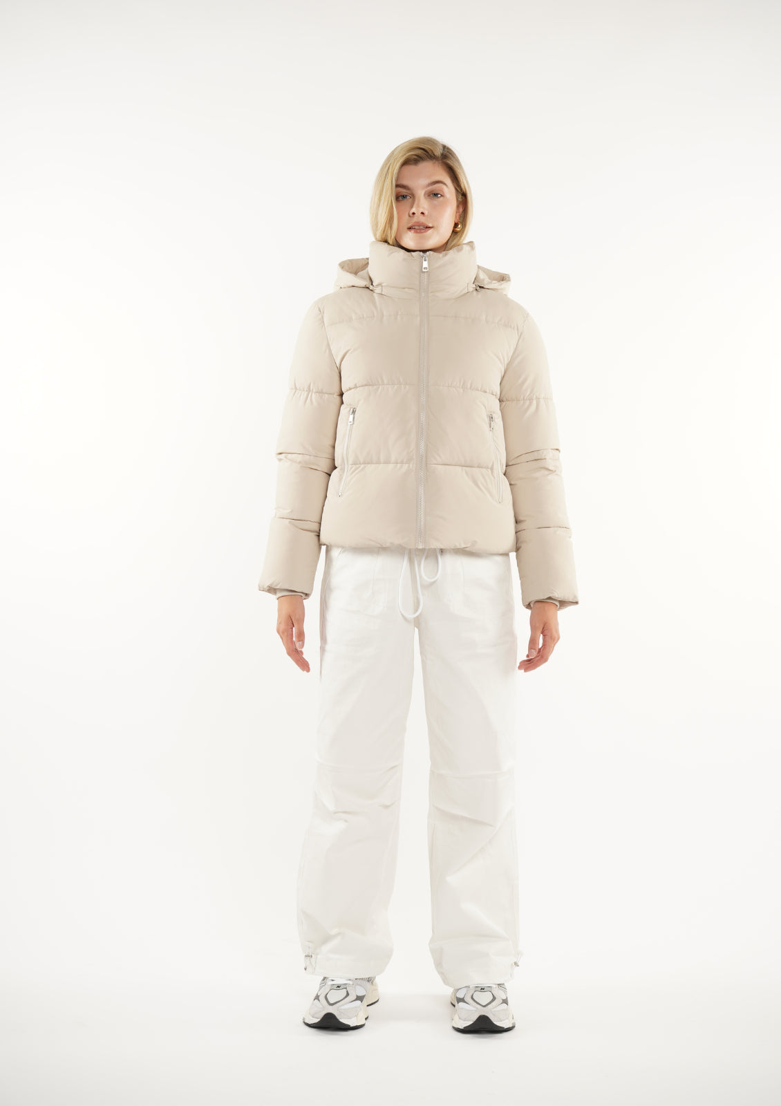 Detachable hooded down jacket