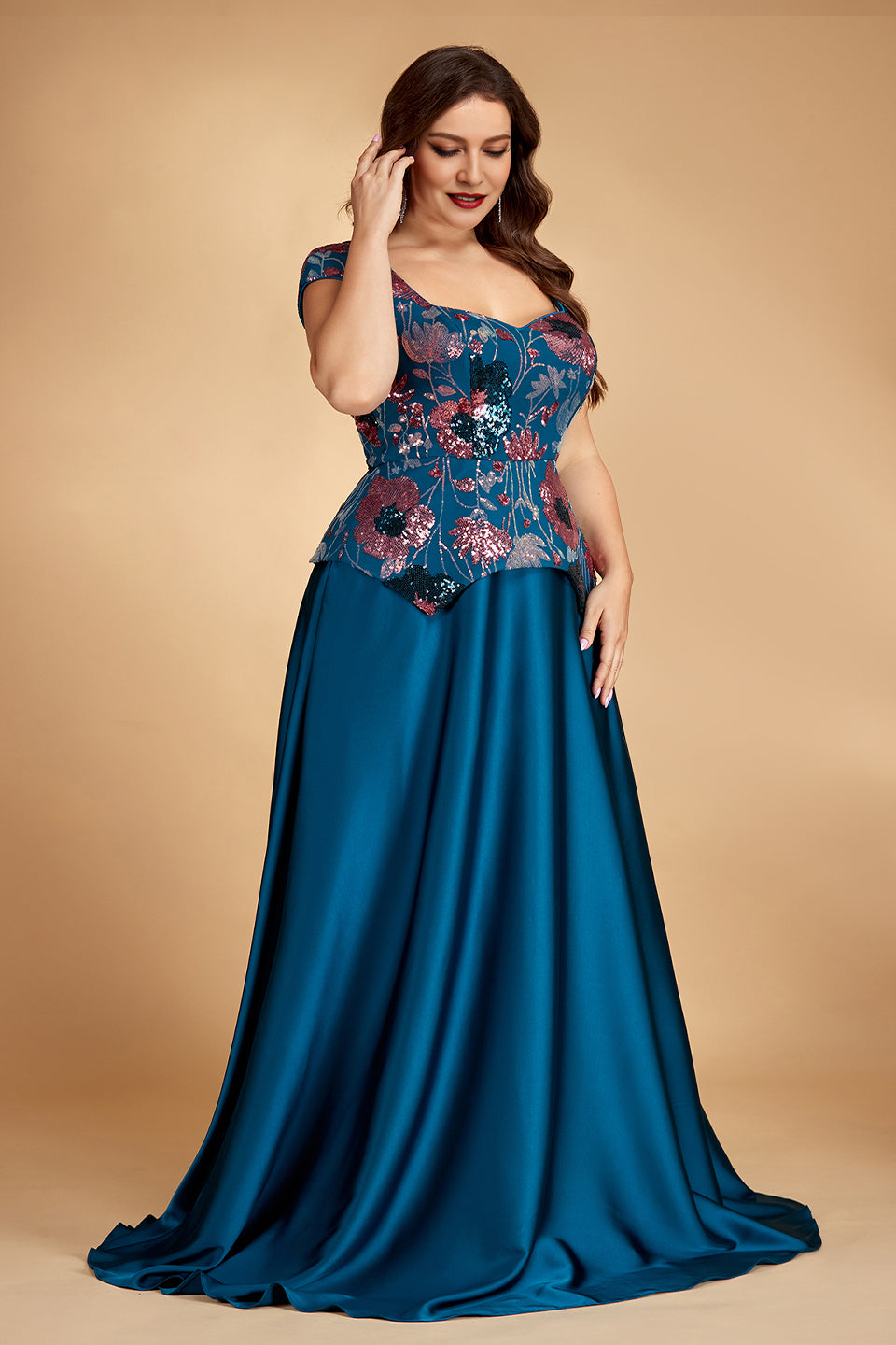 Curveins Plus Size Elegant V-Neck Sequin Detail Short Sleeve Long Dress