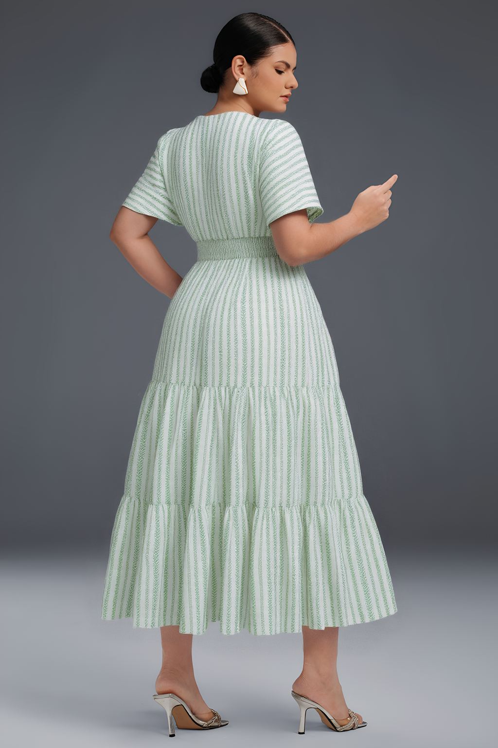 Curveins Plus Size V-Neck Striped Short Sleeve Pleated Maxi Dress