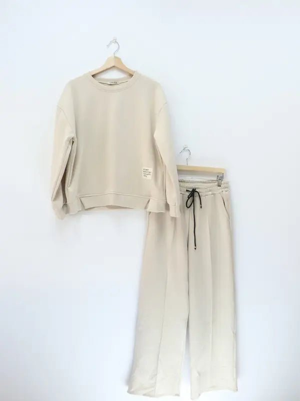 Women's Sweatshirts and tracksuits