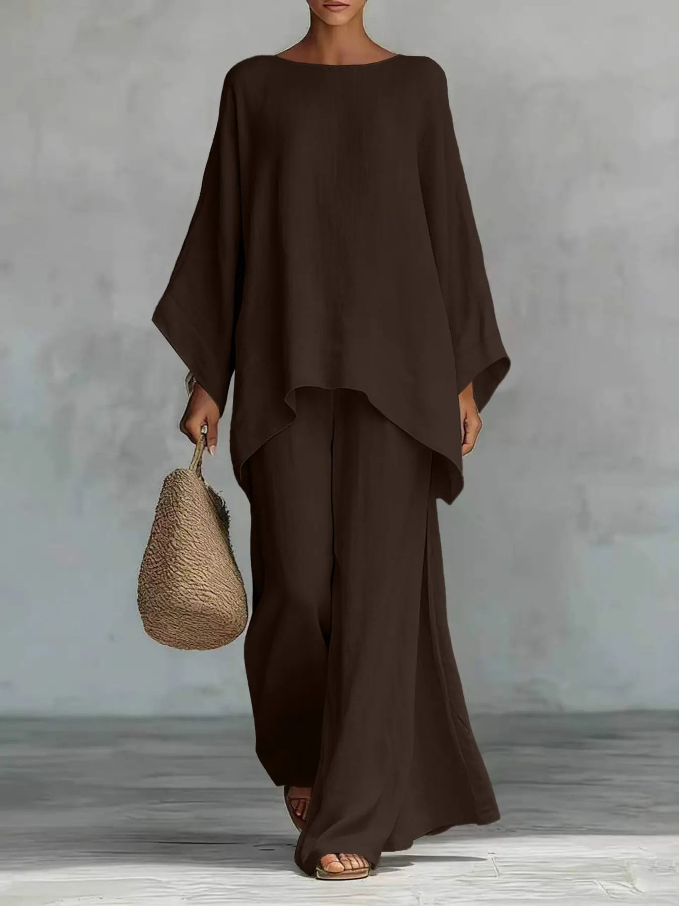 New women's set: loose-fitting shirt and wide-leg trousers