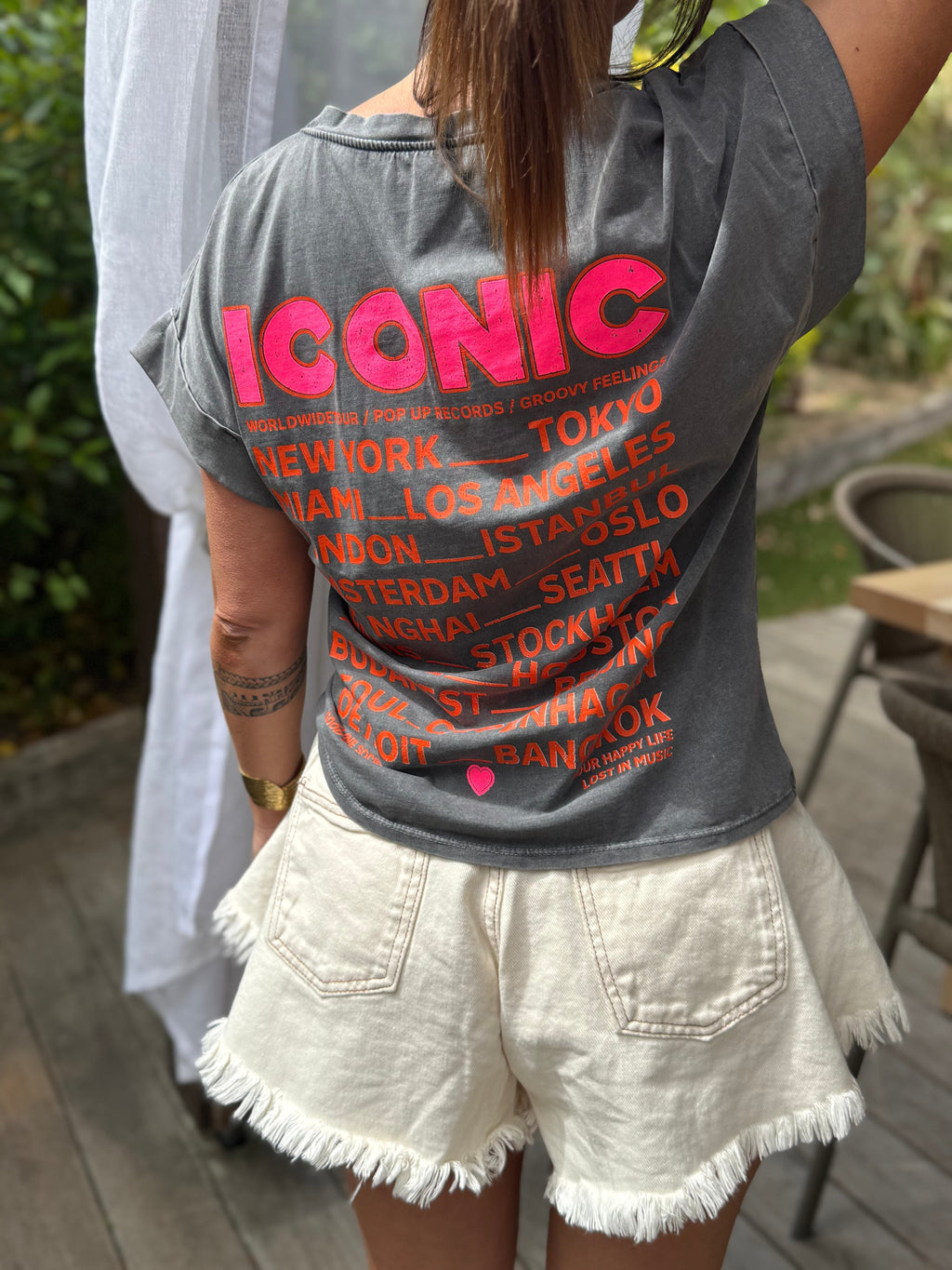 T-shirt
